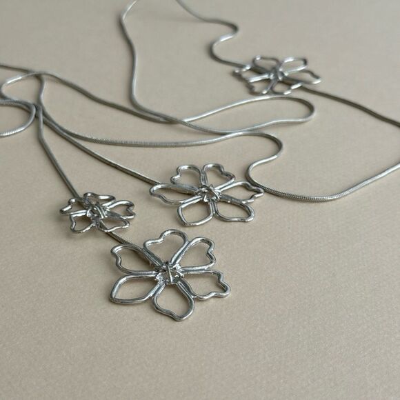 Elegant Silver Flower Necklace S1206 - Picture 5 of 5